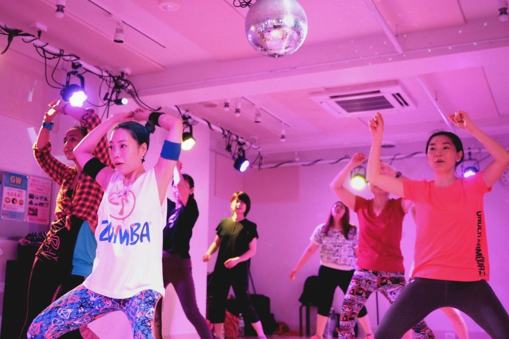 ズンバ　土曜日、ズンバ　平日夜
